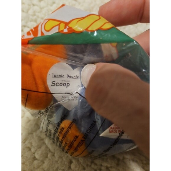 McDonald's Ty Teenie Beanie Babies Scoop 1998/1993 Tag Error NIP - Picture 5 of 5